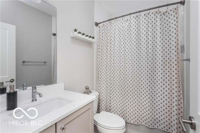 28 Central Greens Boulevard, Indianapolis, IN 46222