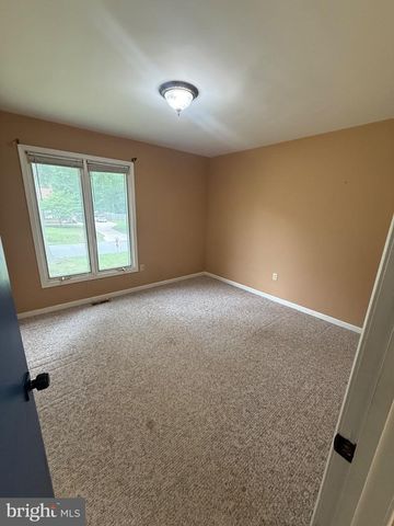 602 GALVESTON RD, Fredericksburg, VA 22405