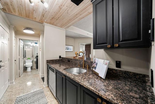1075 Peachtree Walk NE A419, Atlanta, GA 30309