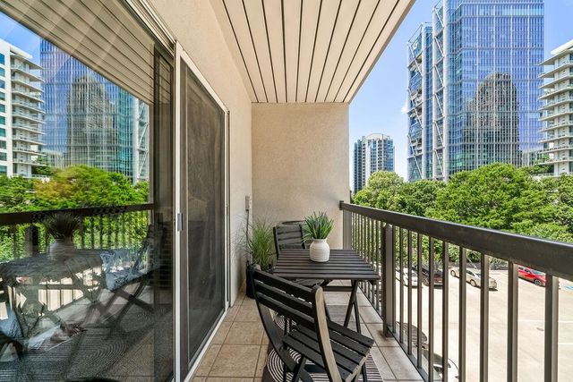 1075 Peachtree Walk NE A419, Atlanta, GA 30309