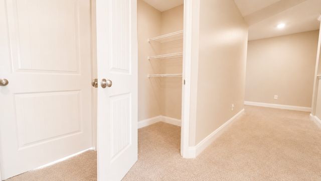 2252 Viking Ct, Murfreesboro, TN 37127