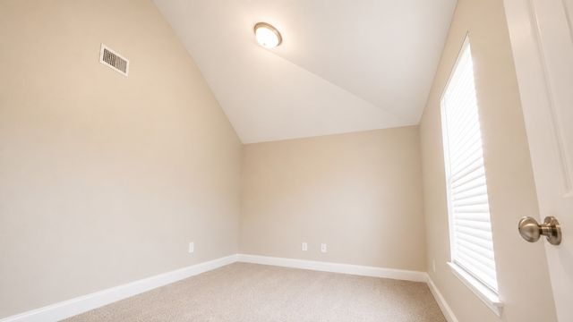 2252 Viking Ct, Murfreesboro, TN 37127