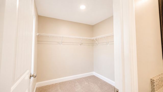 2252 Viking Ct, Murfreesboro, TN 37127