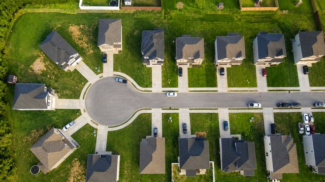 2252 Viking Ct, Murfreesboro, TN 37127