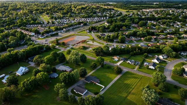 2252 Viking Ct, Murfreesboro, TN 37127
