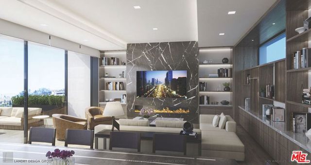 8441 W Franklin Avenue, West Hollywood, CA 90069