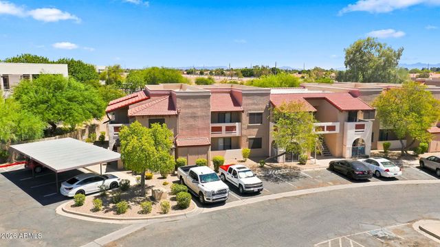 5757 W EUGIE Avenue 2068, Glendale, AZ 85304
