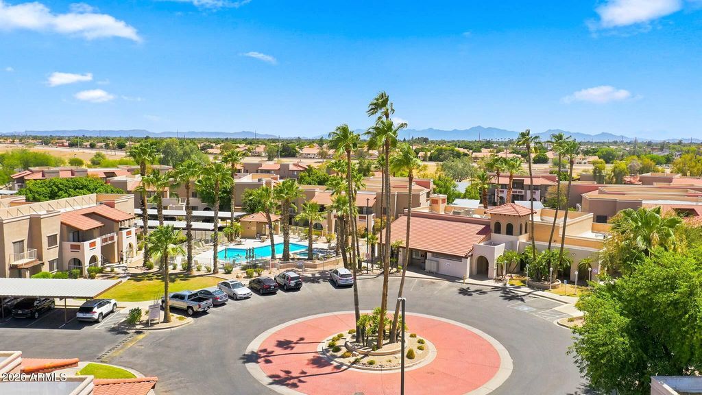 5757 W EUGIE Avenue 2068, Glendale, AZ 85304