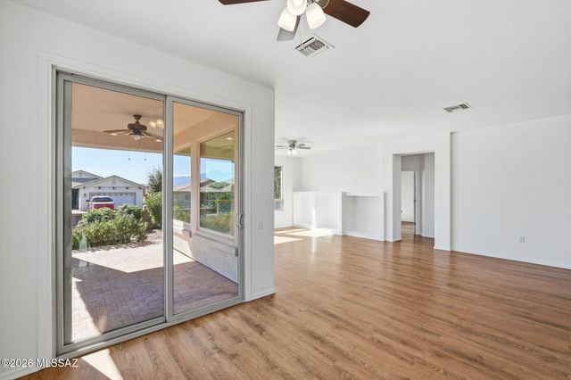 4613 S Pinnacle Peak Drive, Green Valley, AZ 85622