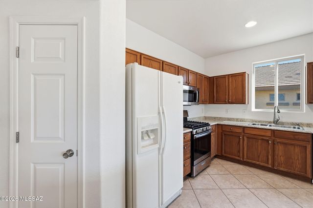 4613 S Pinnacle Peak Drive, Green Valley, AZ 85622