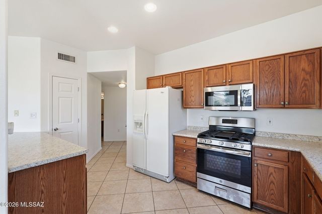 4613 S Pinnacle Peak Drive, Green Valley, AZ 85622