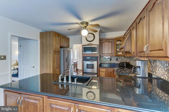 931 CORNELL, Warminster, PA 18974