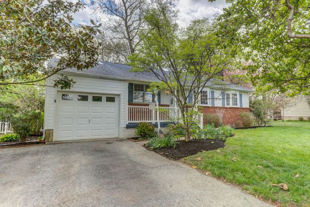 931 CORNELL, Warminster, PA 18974