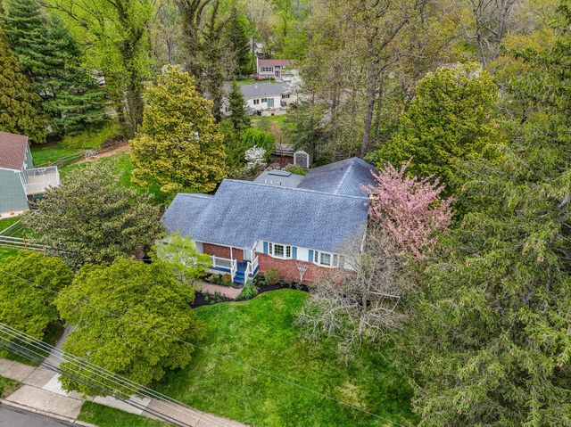 931 CORNELL, Warminster, PA 18974