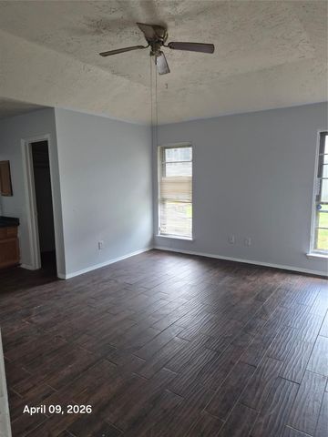 8315 Lone Quail Drive, Houston, TX 77489