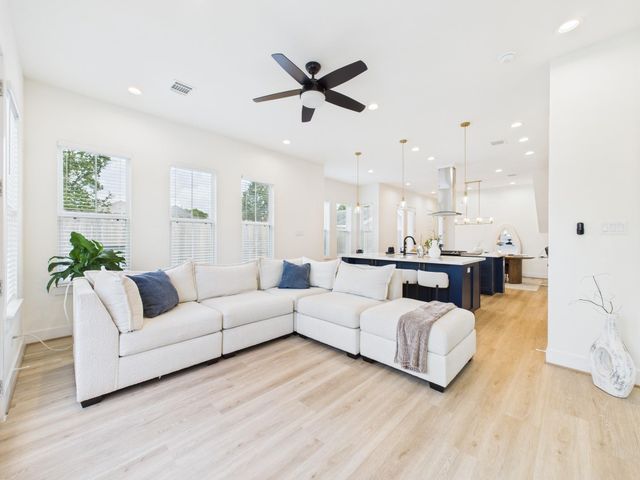 4306 Idaho Street, Houston, TX 77021