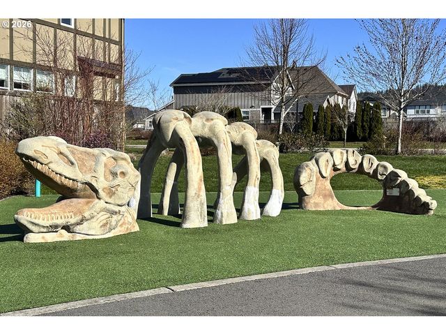 7765 Nw ELEANOR Ave, Portland, OR 97229