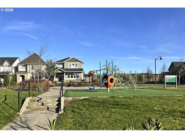 7765 Nw ELEANOR Ave, Portland, OR 97229