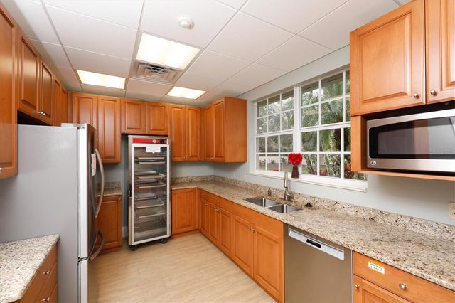 401 MARSH CREEK ROAD, Venice, FL 34292