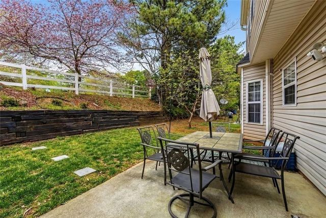 150 Hulan Way NW, Lawrenceville, GA 30044