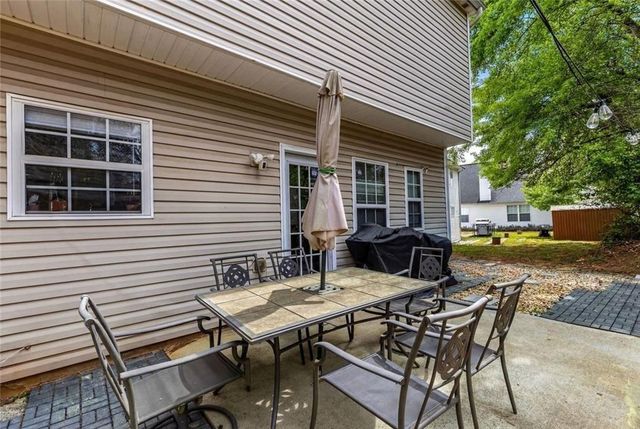 150 Hulan Way NW, Lawrenceville, GA 30044