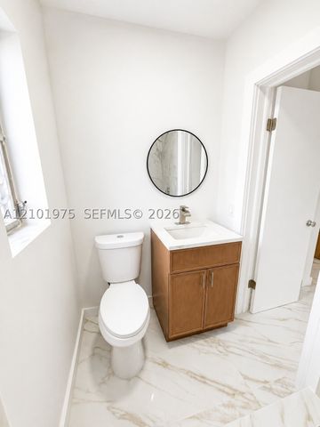 254 E Dania Beach Blvd 7, Dania Beach, FL 33004