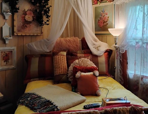 461 S Waco Street, Van Alstyne, TX 75495