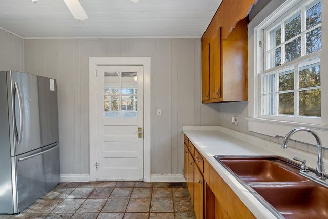 102 Aladdin Street, Greenville, SC 29609