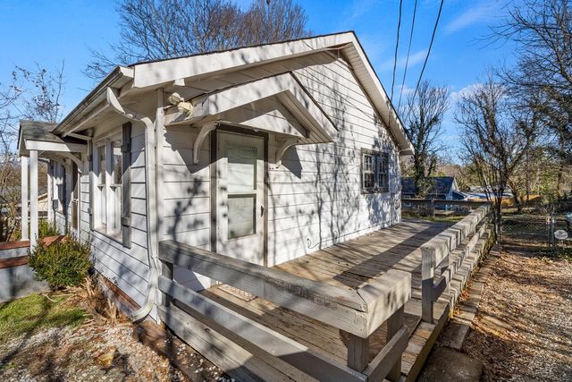 102 Aladdin Street, Greenville, SC 29609