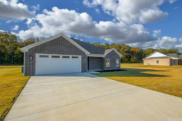 1112 Duke Drive, Bauxite, AR 72011