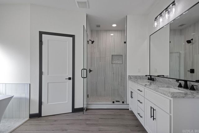 1112 Duke Drive, Bauxite, AR 72011