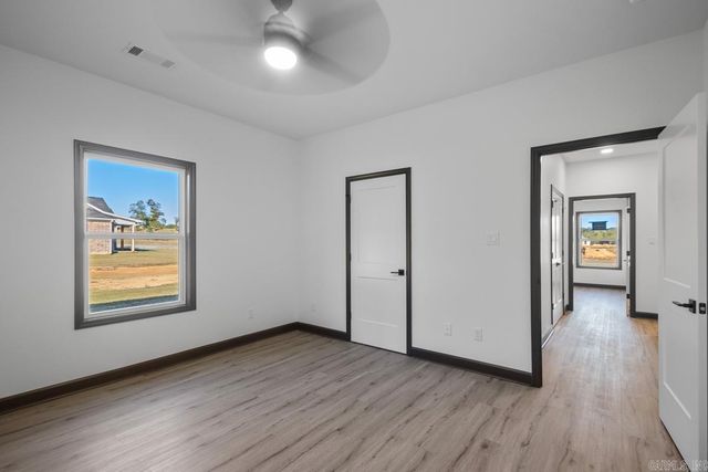 1112 Duke Drive, Bauxite, AR 72011