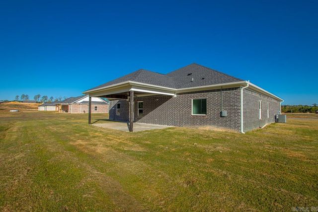 1112 Duke Drive, Bauxite, AR 72011