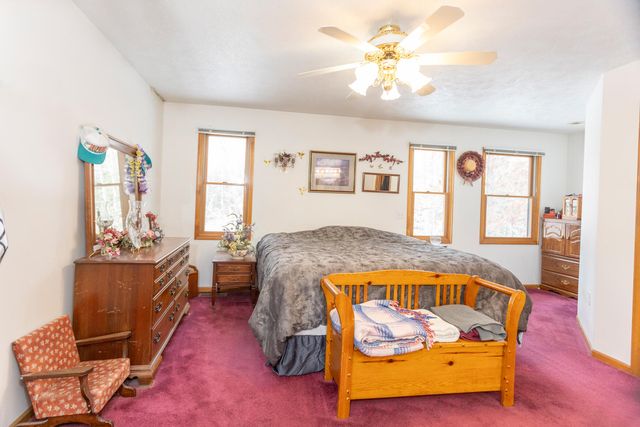 9014 185th Avenue, Stanwood, MI 49346