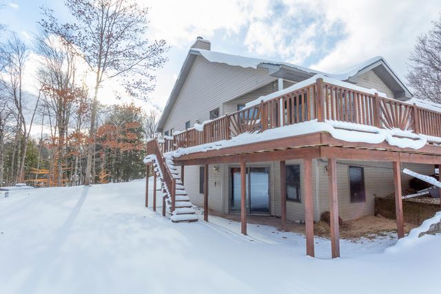 9014 185th Avenue, Stanwood, MI 49346