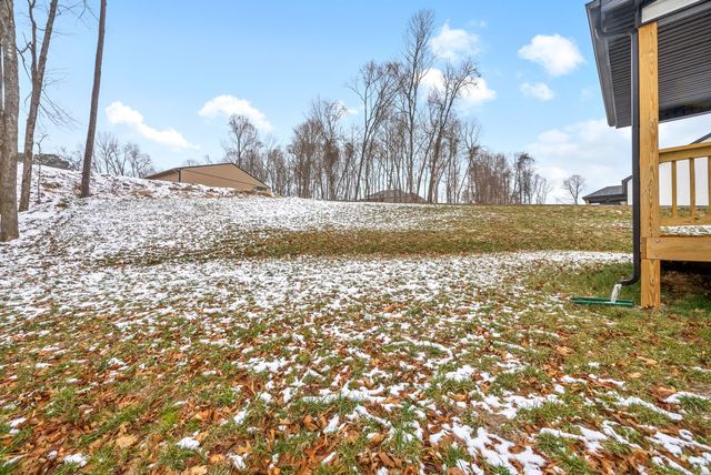 1237 Cardinal Creek Dr, Clarksville, TN 37040