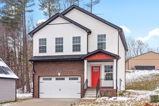 1237 Cardinal Creek Dr, Clarksville, TN 37040