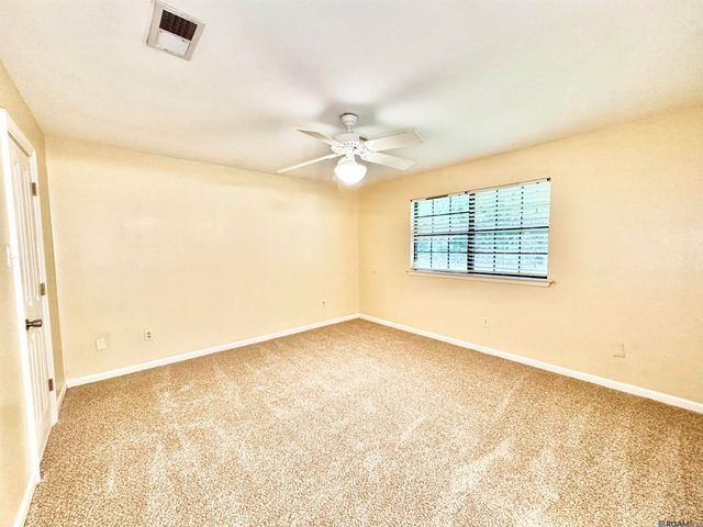 1323 Tamari Dr, Baton Rouge, LA 70815