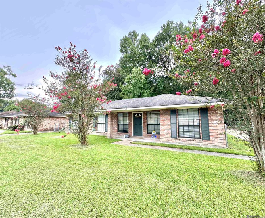 1323 Tamari Dr, Baton Rouge, LA 70815