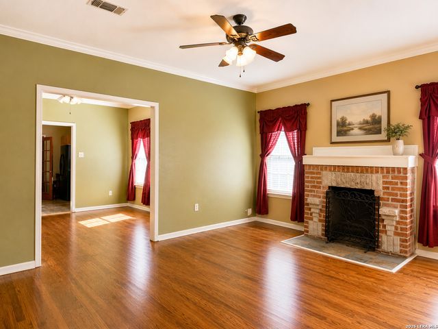438 Avant, San Antonio, TX 78210