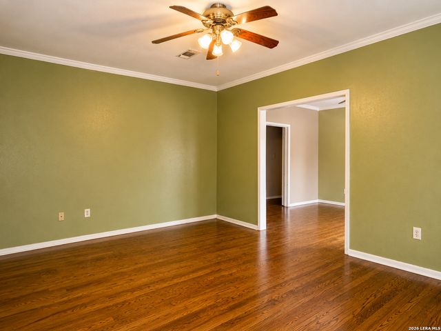 438 Avant, San Antonio, TX 78210