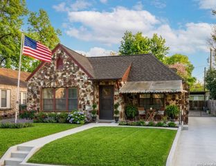 438 Avant, San Antonio, TX 78210