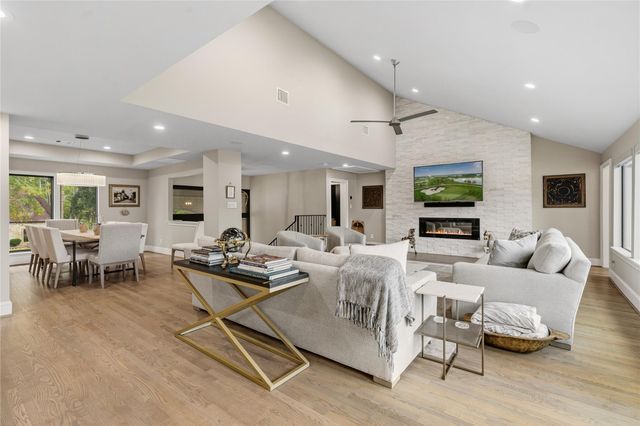 75 Huntsmans Horn Circle, The Woodlands, TX 77380