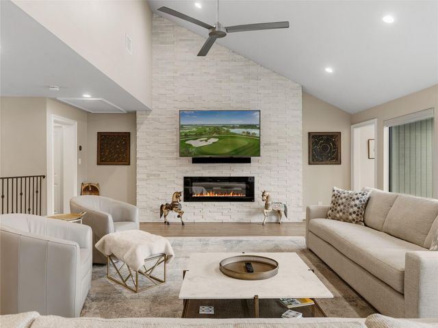 75 Huntsmans Horn Circle, The Woodlands, TX 77380