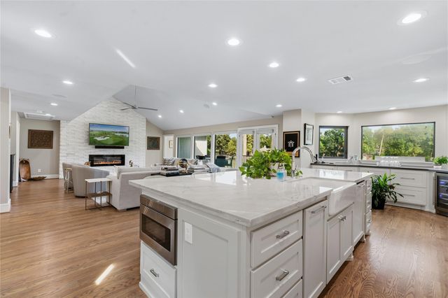 75 Huntsmans Horn Circle, The Woodlands, TX 77380