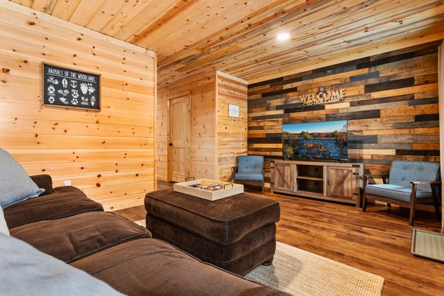 124 Deepwoods Drive, Rogers, KY 41365