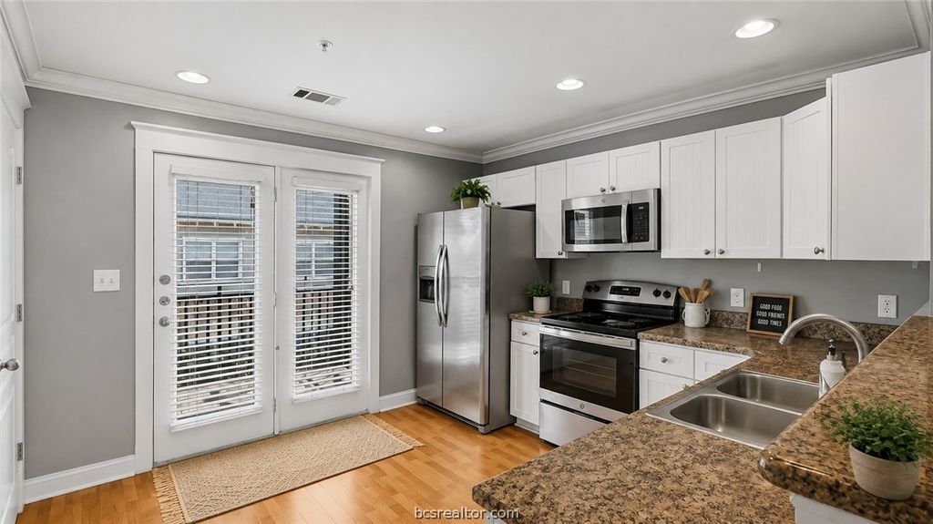 1725 Harvey Mitchell Parkway S 1632, College Station, TX 77840 — photo 4