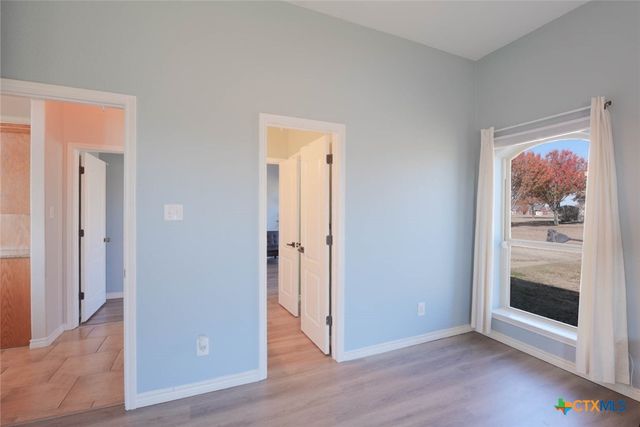 304 Hatter Drive, Moody, TX 76557