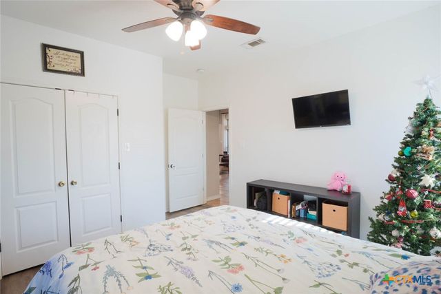 304 Hatter Drive, Moody, TX 76557