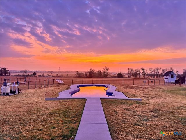 304 Hatter Drive, Moody, TX 76557